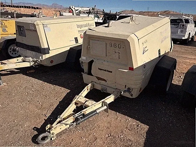 2001 Ingersoll Rand P185WIR 185 cfm Mobile Air Compressor # 4246