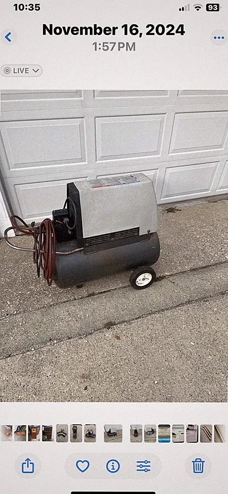 Ingersoll Rand 2.5 HP Portable Compressor