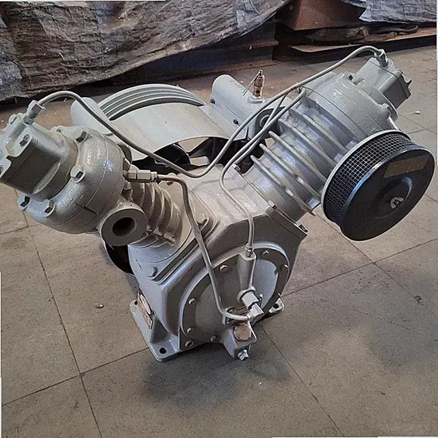 Ingersoll Rand 30T, 35 CFM, 77 M3PH, 175 PSI, 12 Bar Compressor used good by Sea